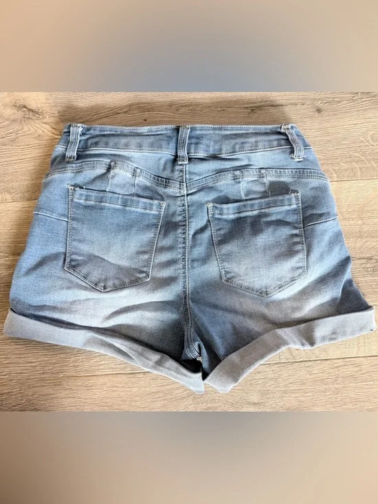 Wax Jean Light Wash Blue Denim Rolled Hem Shorts - Picture 2 of 9